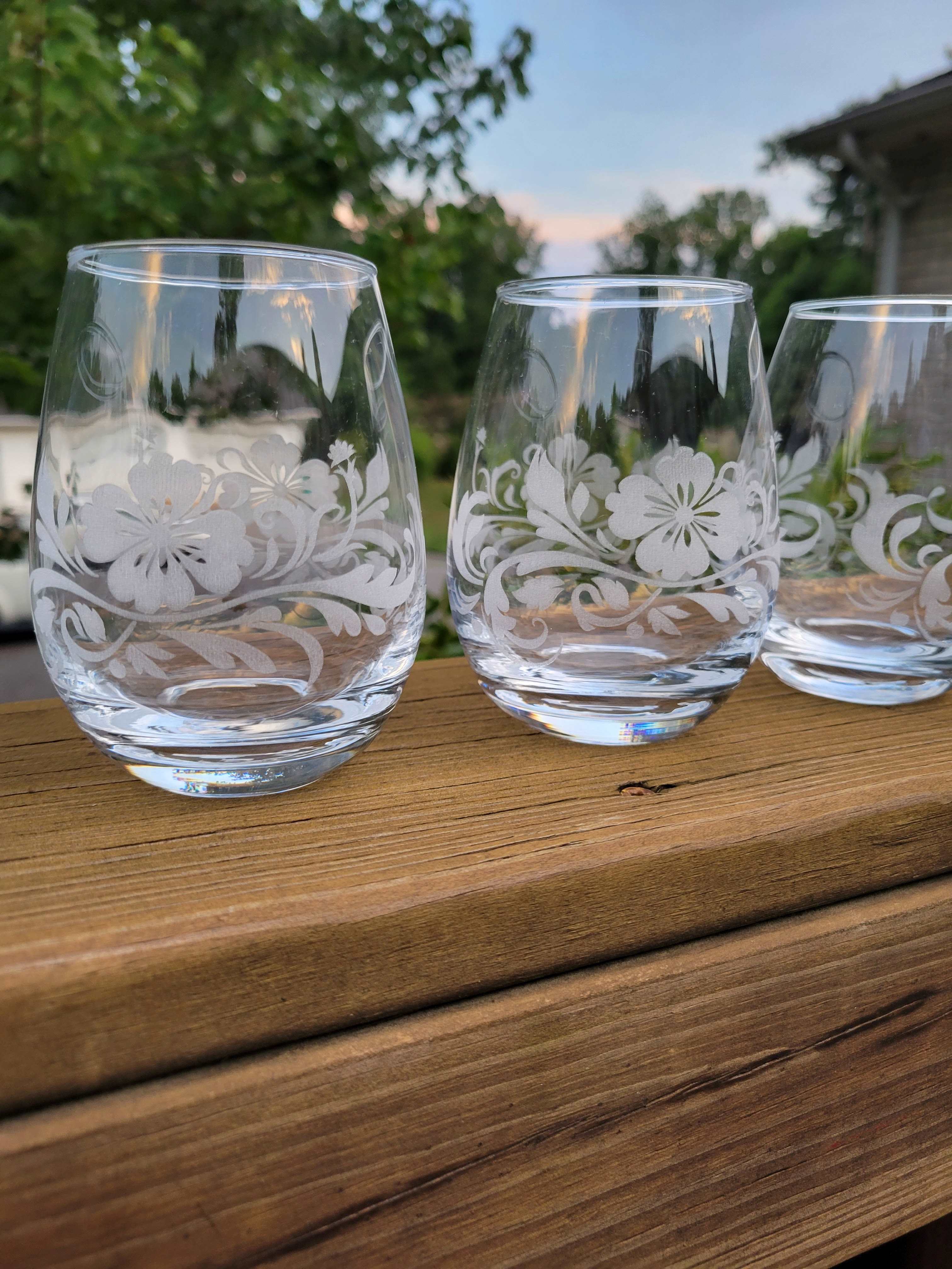 Custom Personalized stemless wine glasses