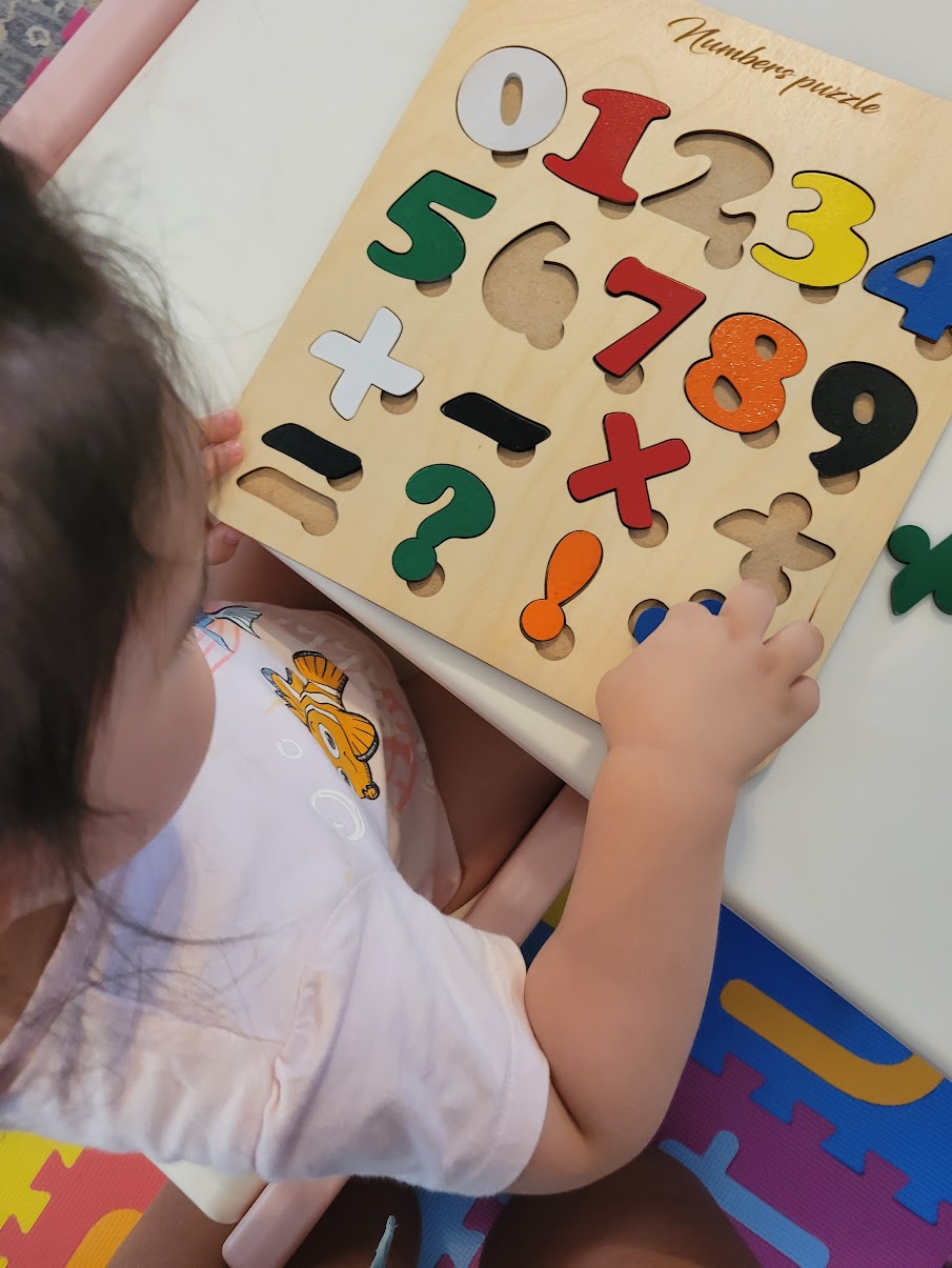 Childrens puzzle numbers image 10
