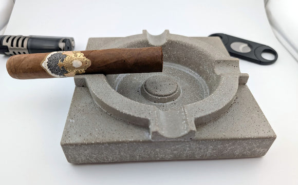 Pinnacle Concrete Ashtray 6 inch square, various colors and personalizatization image 4
