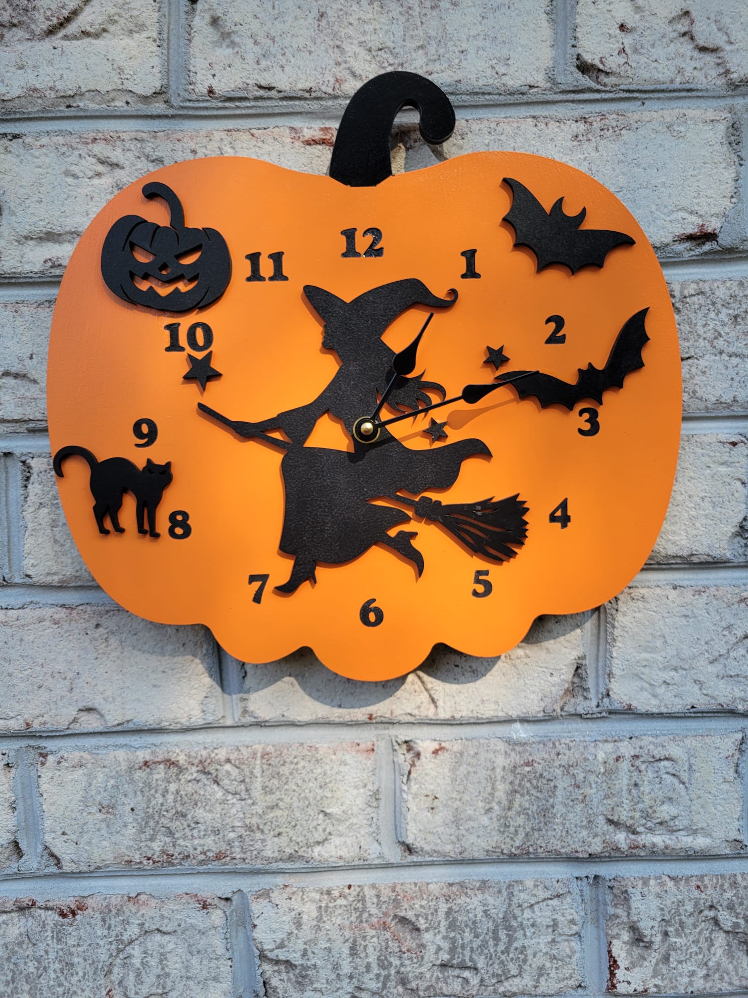 Halloween Pumpkin Wall clock 13.75 inch, quiet mechanism