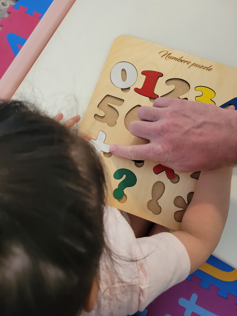 Childrens puzzle numbers image 12