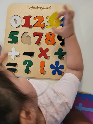 Childrens puzzle numbers image 1